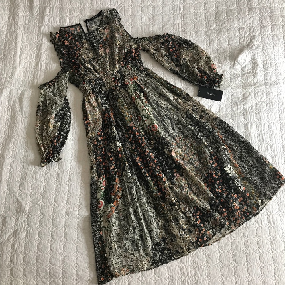 Cold shoulder floral midi dress Zara